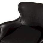 Fauteuil à oreilles, à accoudoirs inclinés, à dossier haut et pieds hauts, marron foncé
