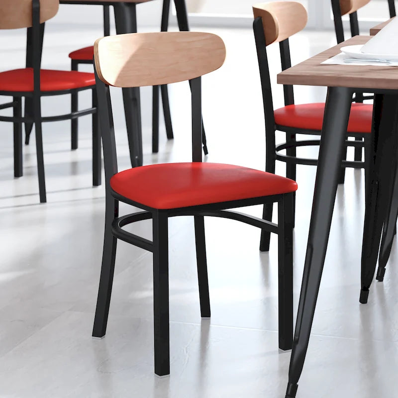 Chaise de salle à manger commerciale en métal avec assise en bois et dossier boomerang