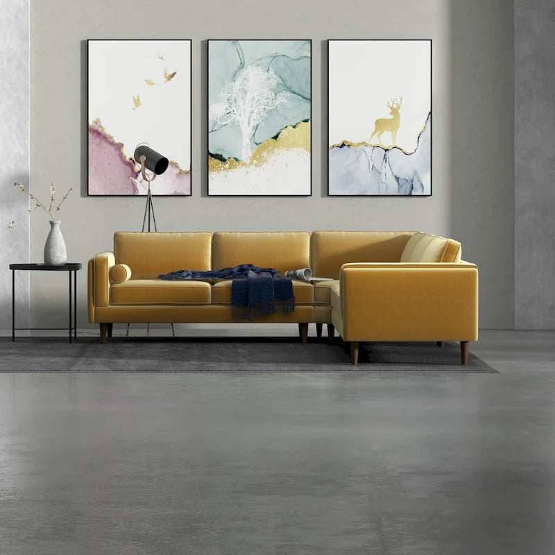 Canapé d'angle symétrique en velours doré Flavio Mid-Century avec coussins de dossier