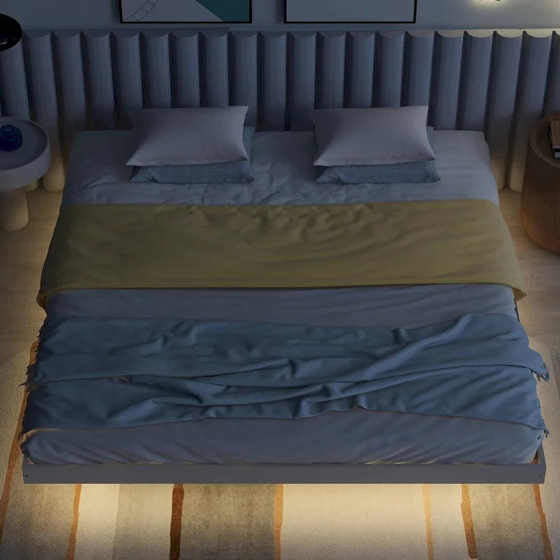 Lit flottant King Size avec lumières LED