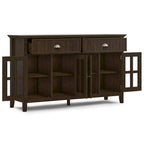 Buffet de style transitionnel en bois massif, 152 cm de large, couleur brun foncé