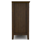 Buffet de style transitionnel en bois massif, 152 cm de large, couleur brun foncé